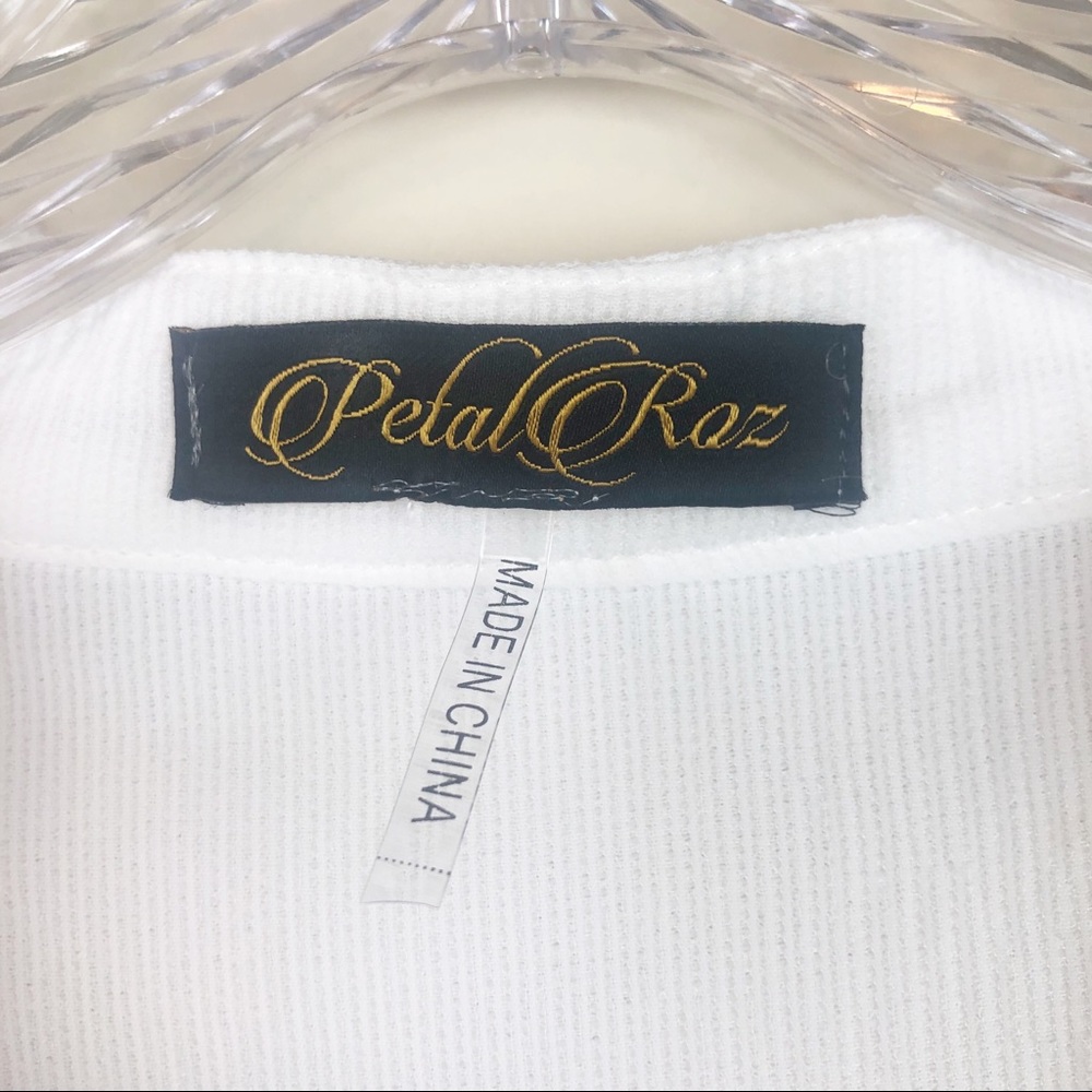 Petal Roz White Tunic V-Neck Waist Tie Long Sleeve Mini Dress - Picture 4 of 8